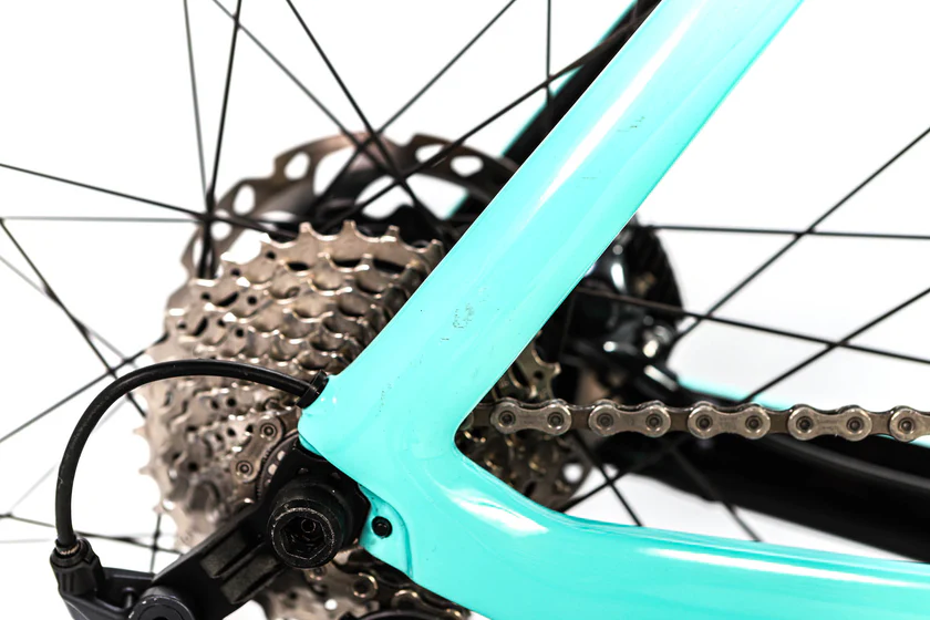 BIANCHI Aria E-Road Disc Ultegra 11v Купить BIANCHI Aria E-Road Disc Ultegra 11v