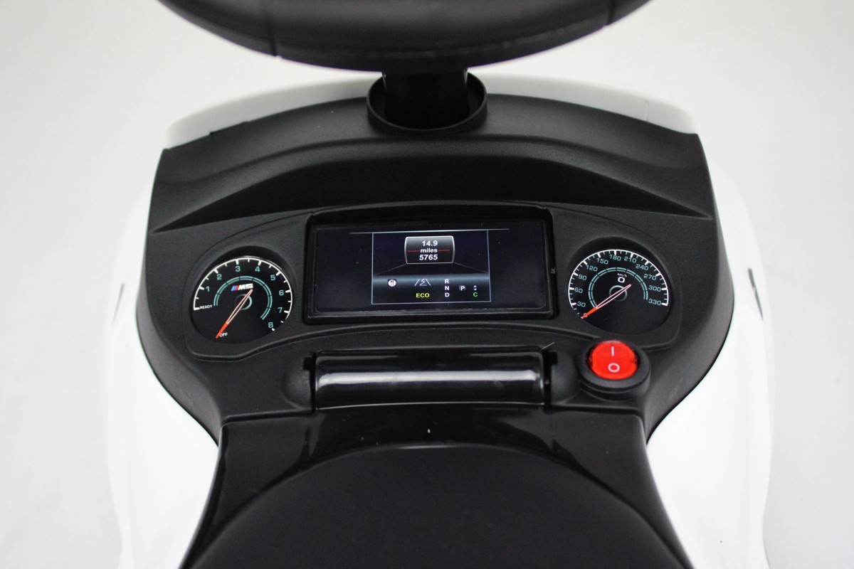 Купить Детский толокар RIVERTOYS BMW M5 A999MP-D