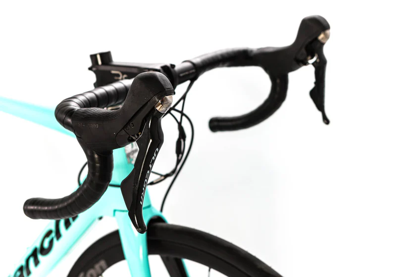 BIANCHI Aria E-Road Disc Ultegra 11v Купить BIANCHI Aria E-Road Disc Ultegra 11v