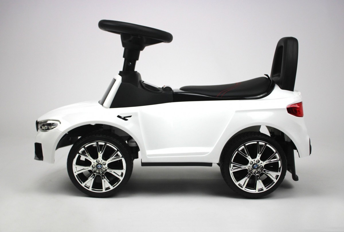 Купить Детский толокар RIVERTOYS BMW M5 A999MP-D