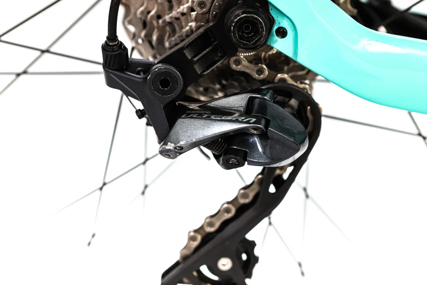 BIANCHI Aria E-Road Disc Ultegra 11v Купить BIANCHI Aria E-Road Disc Ultegra 11v