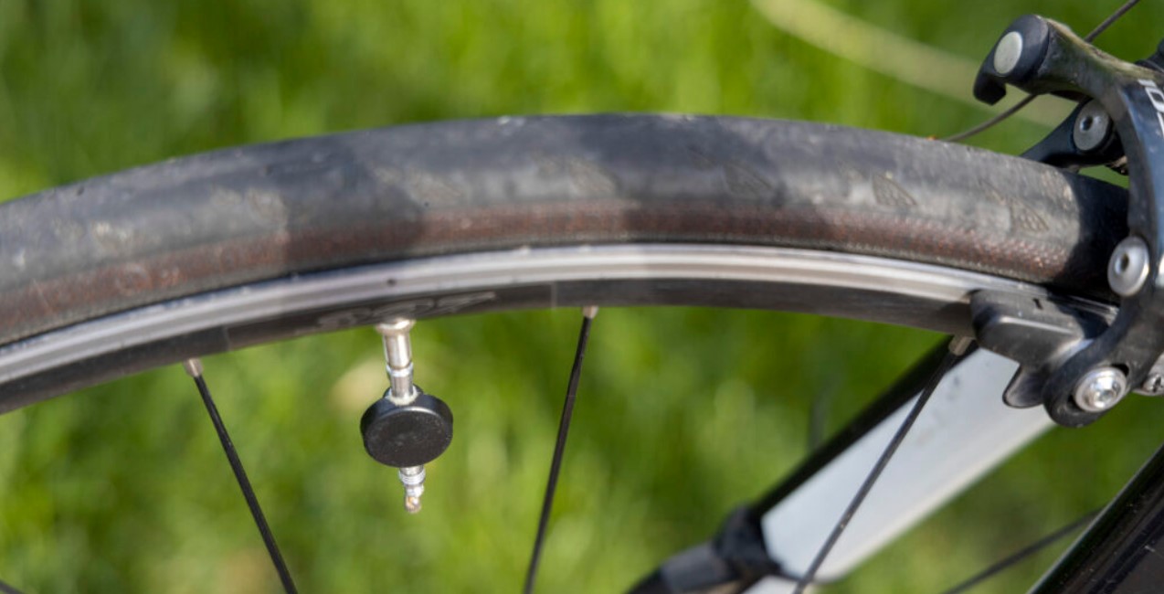 Датчик для измерения давления в шинах велосипеда
